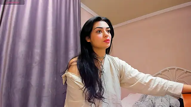 Snapshot of _cleopattra_ chatting on 12-06-24, 05:00 cleopattra online show from 12-06-24, 05:00