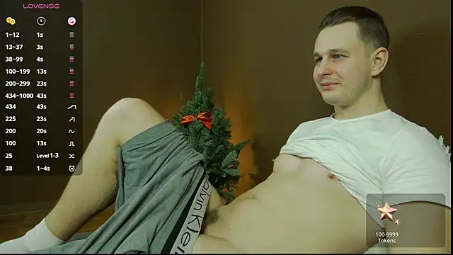 Snapshot of charlie_smiley chatting on 01-04-25, 10:02 charlie smiley online show from 01-04-25, 10:02