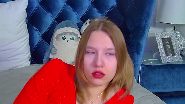 LiliLinn online show from 03-12-26, 04:29