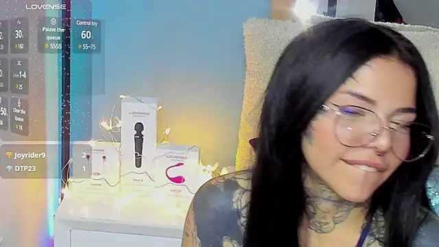 NinaInk online show from 02-06-25, 02:48