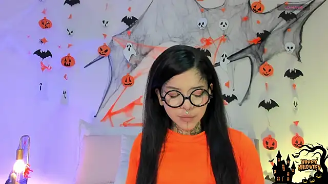 NinaInk online show from 10-28-25, 11:36