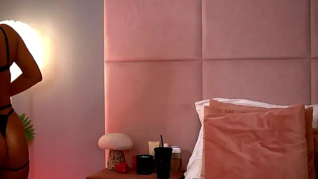 AlmaLuv online show from 03-05-26, 04:52