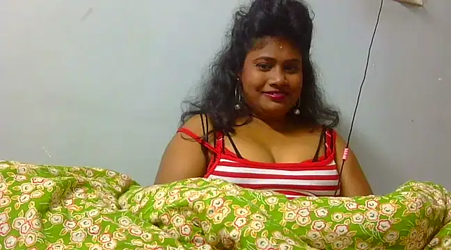 Snapshot of sexy_roma chatting on 01-11-25, 04:36 sexy roma online show from 01-11-25, 04:36