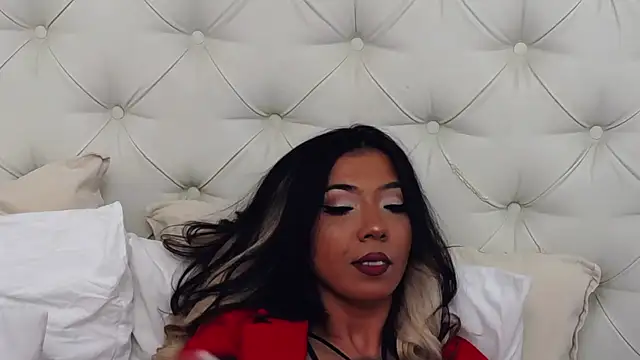 KiaraDevlynn online show from 12-11-24, 09:12