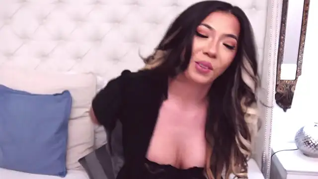 KiaraDevlynn online show from 01-09-25, 06:57