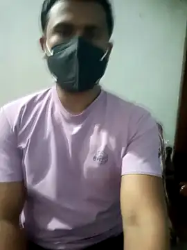 wildboy simon online show from 02-05-25, 03:31