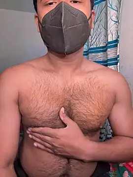 Snapshot of wildboy_simon chatting on 01-18-26, 04:05 wildboy simon online show from 01-18-26, 04:05