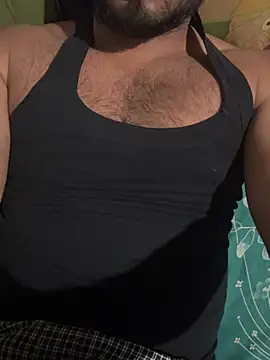 Snapshot of wildboy_simon chatting on 02-28-26, 12:06 wildboy simon online show from 02-28-26, 12:06