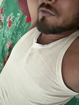 Snapshot of wildboy_simon chatting on 04-02-26, 05:10 wildboy simon online show from 04-02-26, 05:10