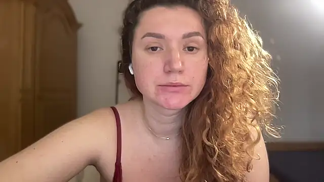 Snapshot of Foxy_and_classy chatting on 02-23-26, 12:46 Foxy and classy online show from 02-23-26, 12:46