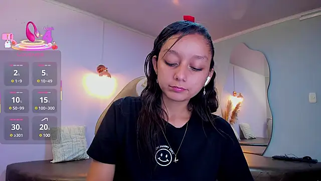 Snapshot of katy_sweet19 chatting on 03-20-25, 12:30 katy sweet19 online show from 03-20-25, 12:30