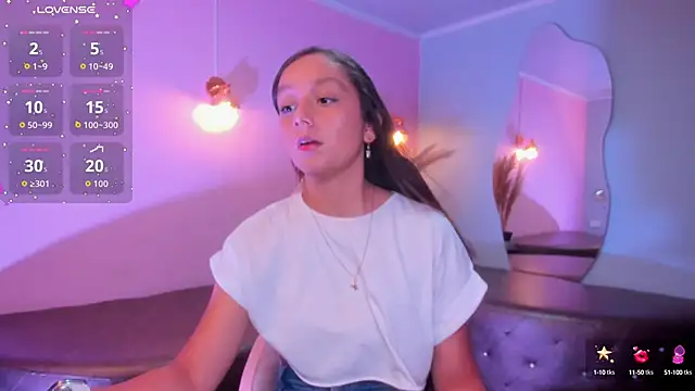 Snapshot of katy_sweet19 chatting on 09-29-25, 05:51 katy sweet19 online show from 09-29-25, 05:51