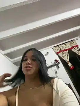Snapshot of ElaEndez_ chatting on 12-25-24, 06:52 ElaEndez  online show from 12-25-24, 06:52