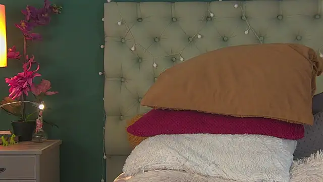 AlicePirs online show from 01-20-25, 08:52