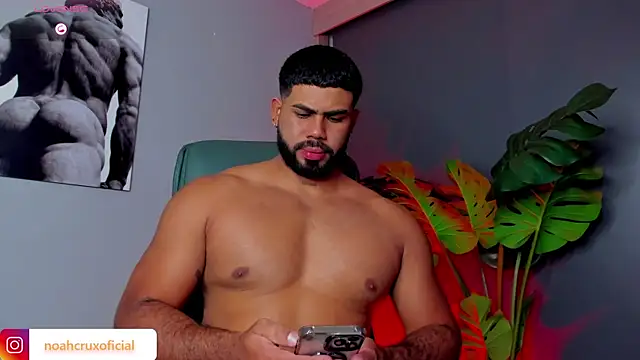 noah crux online show from 03-31-26, 10:10