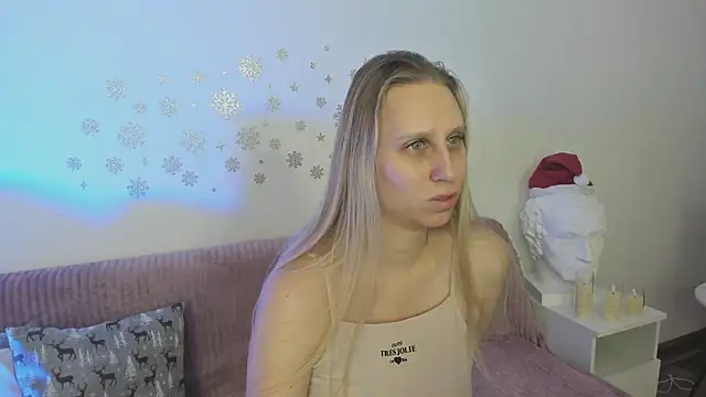 Snapshot of miissblonde chatting on 01-02-25, 01:27 miissblonde online show from 01-02-25, 01:27