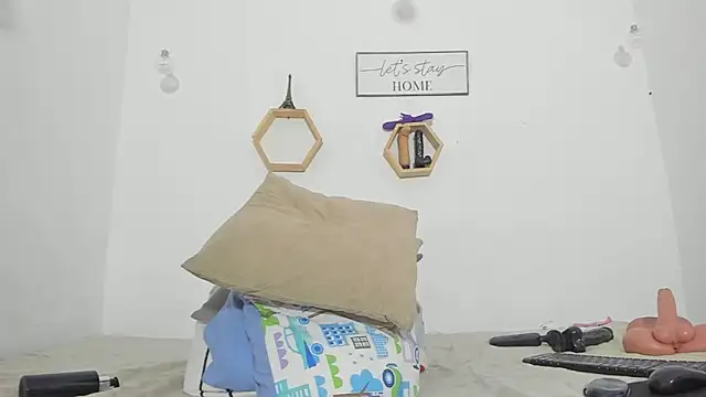 clarise cooper online show from 10-07-25, 09:39