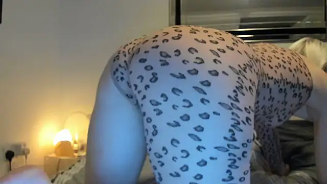 Snapshot of BetterThanYourEx69 chatting on 11-21-25, 06:17 BetterThanYourEx69 online show from 11-21-25, 06:17