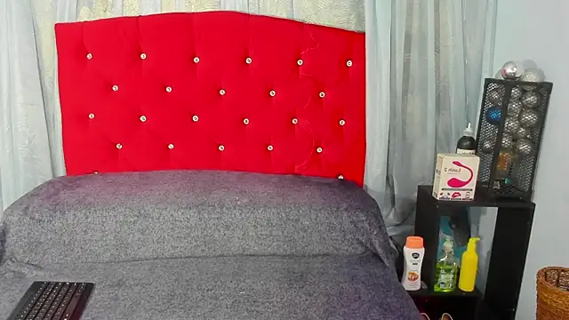Cumming Tiffani online show from 03-08-25, 12:30