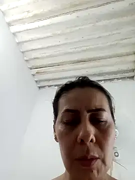 Mia-funny20 online show from 12-25-24, 12:27