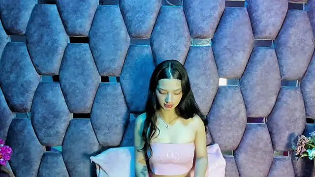 Aurora 18 online show from 01-14-26, 02:44