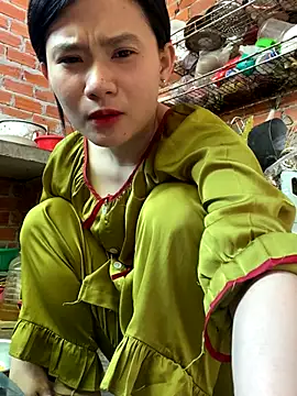 Snapshot of Ana-bigboobs chatting on 09-20-25, 02:45 Ana-bigboobs online show from 09-20-25, 02:45