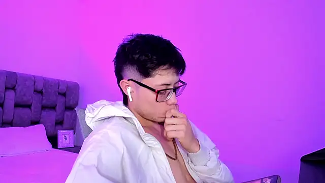 MarcusCollinss  online show from 12-11-24, 04:20