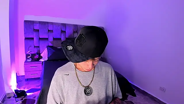 MarcusCollinss  online show from 12-27-24, 06:20