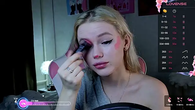 Snapshot of LexieLoree chatting on 01-11-25, 03:55 LexieLoree online show from 01-11-25, 03:55