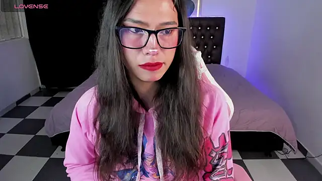 paula kawaiifu  online show from 01-05-25, 05:09