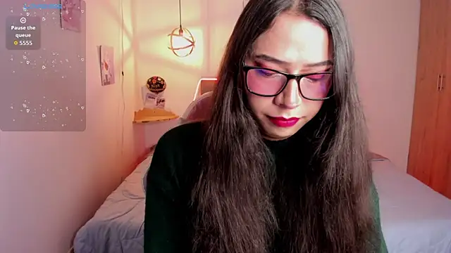 paula kawaiifu  online show from 10-22-25, 02:17