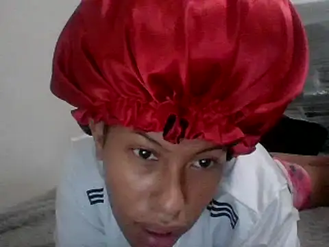 Snapshot of Kitra_New chatting on 02-20-25, 06:28 Kitra New online show from 02-20-25, 06:28