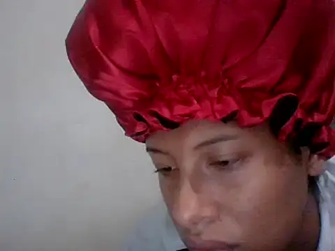 Snapshot of Kitra_New chatting on 02-20-25, 09:33 Kitra New online show from 02-20-25, 09:33