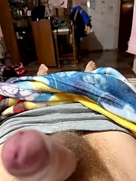 Snapshot of holawey1345 chatting on 11-18-25, 06:18 holawey1345 online show from 11-18-25, 06:18