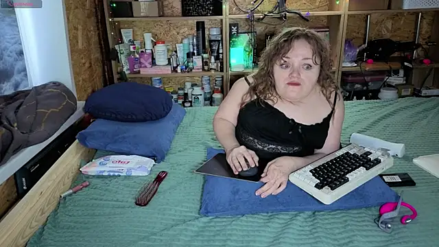 MiniNatalie online show from 01-07-26, 04:59