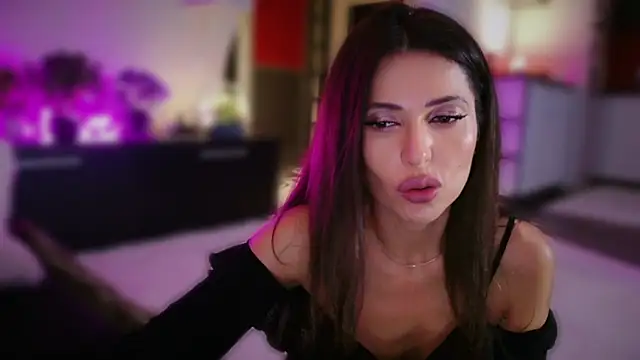 Snapshot of MissSmiley26 chatting on 11-28-25, 09:28 MissSmiley26 online show from 11-28-25, 09:28