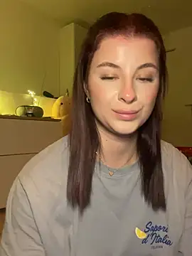 Mia-Minou online show from 01-10-26, 12:23