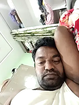 Snapshot of PVNRAO0831 chatting on 11-01-25, 04:25 PVNRAO0831 online show from 11-01-25, 04:25