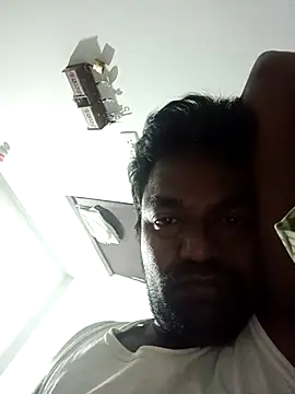 Snapshot of PVNRAO0831 chatting on 11-23-25, 05:24 PVNRAO0831 online show from 11-23-25, 05:24