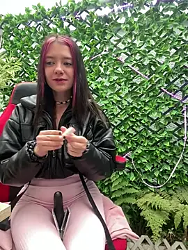 Isabella 21x online show from 01-10-25, 12:26