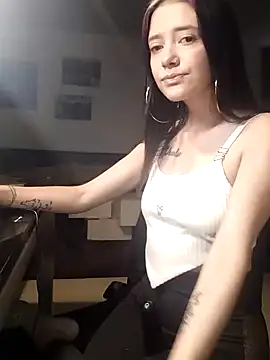 Isabella 21x online show from 01-16-25, 12:20