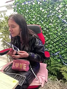 Isabella 21x online show from 01-18-25, 12:47