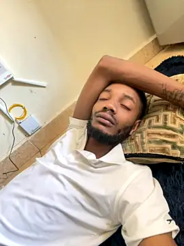 Snapshot of Dawi3 chatting on 09-16-25, 06:58 Dawi3 online show from 09-16-25, 06:58