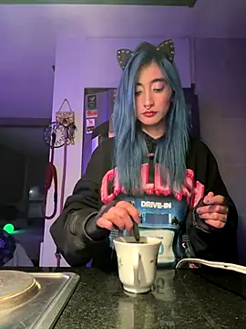 Lunapage online show from 11-22-25, 02:10