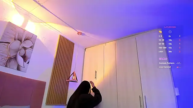 mia nevaeh online show from 11-09-25, 08:18