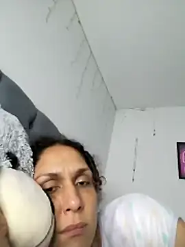 Snapshot of Corina_hot chatting on 12-07-24, 10:23 Corina hot online show from 12-07-24, 10:23