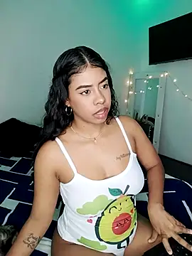 Snapshot of Fanny_Klean chatting on 02-08-26, 05:11 Fanny Klean online show from 02-08-26, 05:11