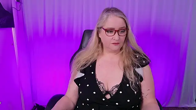 KatDSinclair online show from 02-03-25, 02:13