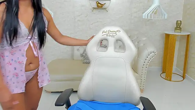 LYA SWEETX online show from 01-15-26, 04:17