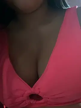 Snapshot of Manoelagatinhas23 chatting on 02-07-25, 01:43 Manoelagatinhas23 online show from 02-07-25, 01:43